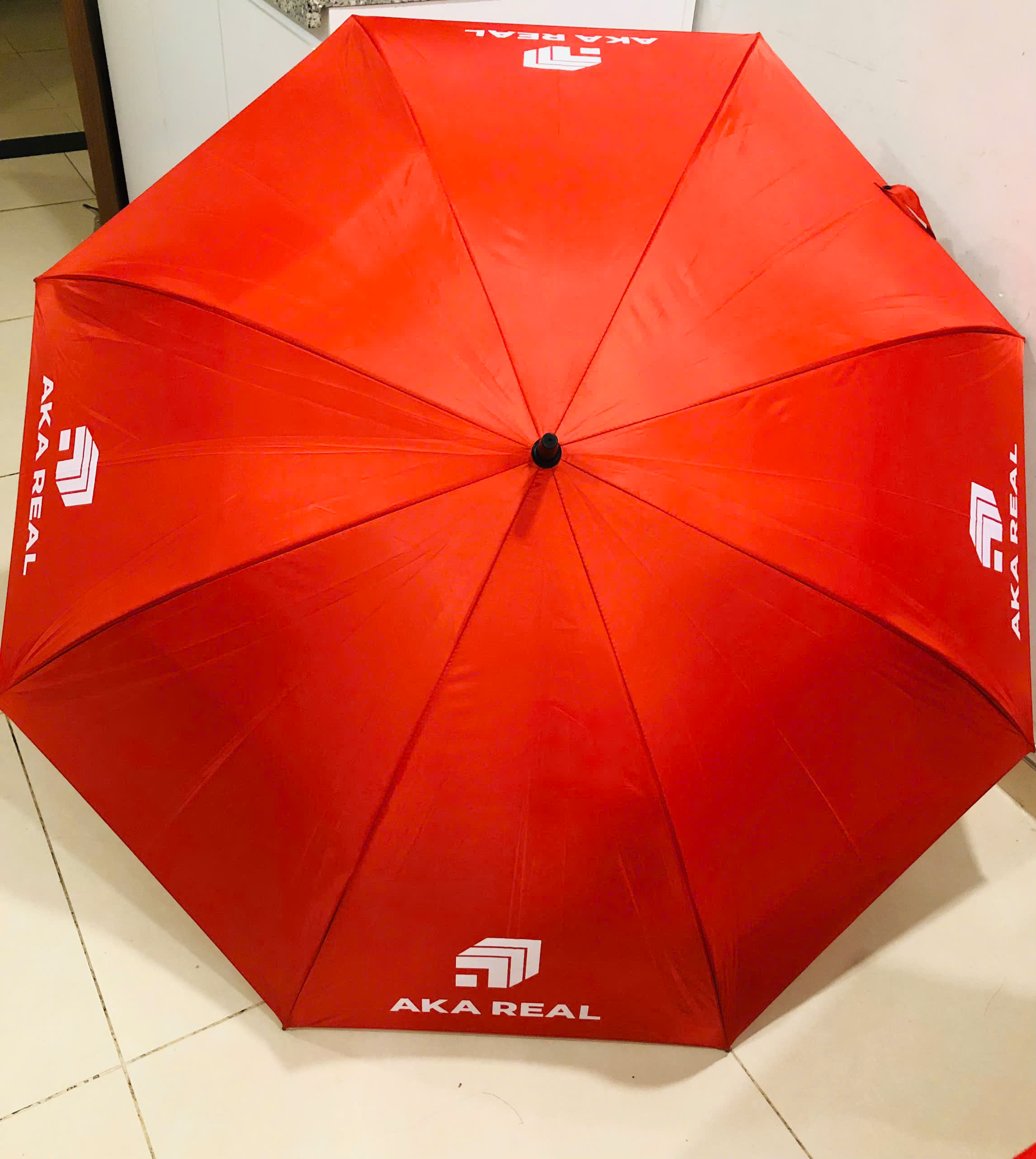 Dù quảng cáo
